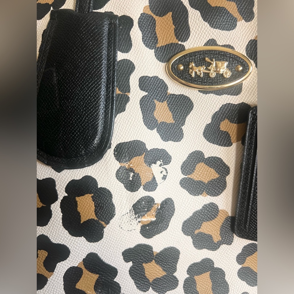 Coach Tote - Picture 3 of 12